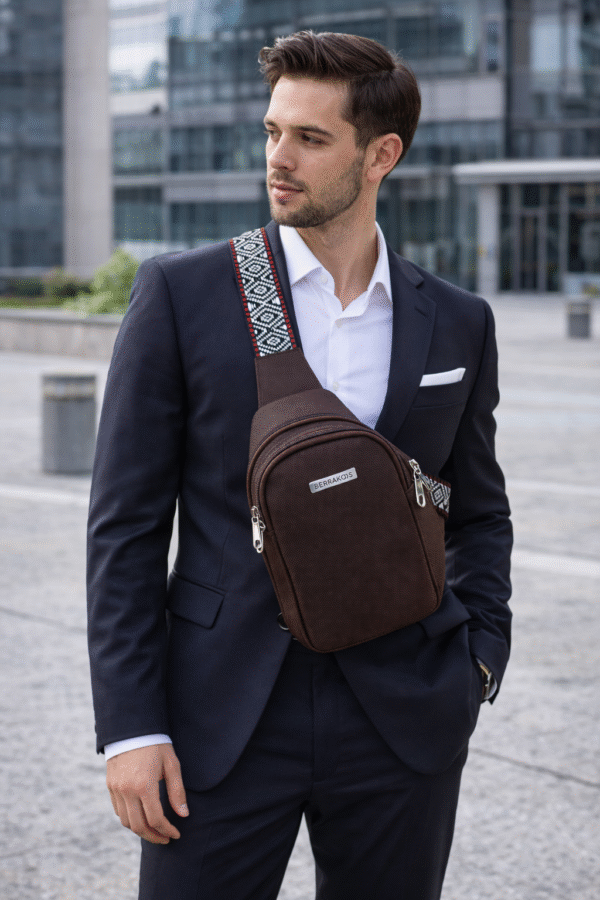 SLING BAG  -  BOLSA BANDOLERA