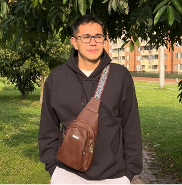 WhatsApp Image 2026-01-29 at 16.24.33 SLING BAG - BOLSA BANDOLERA