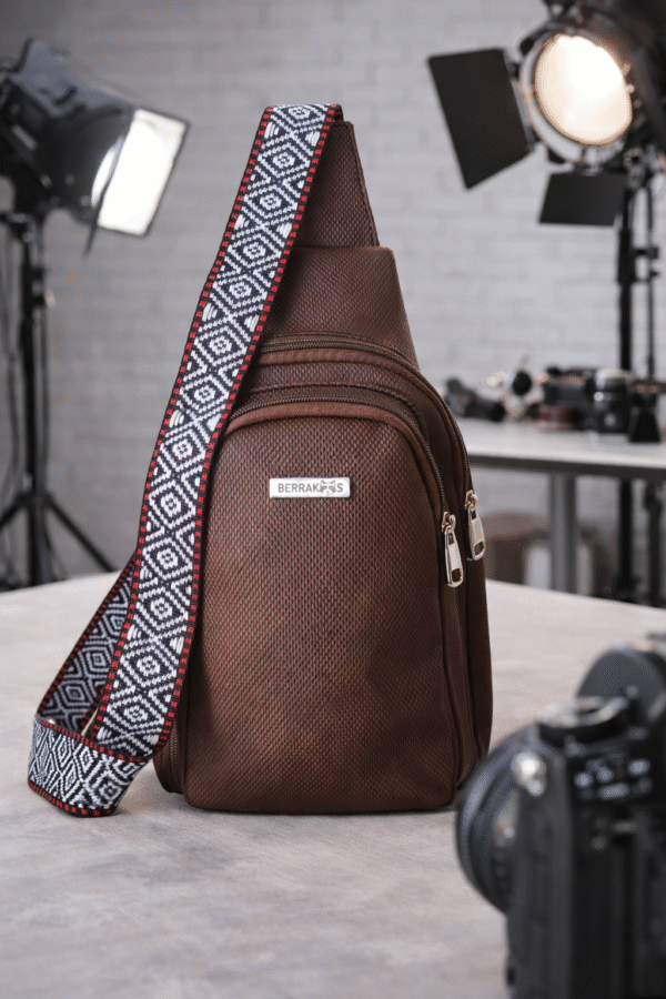 SLING BAG  -  BOLSA BANDOLERA